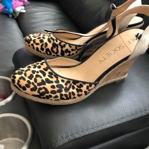NWOT wedge heels